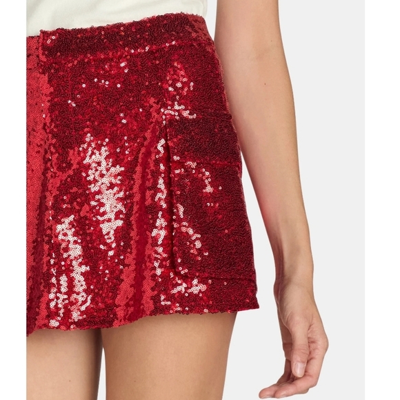 Madden NYC Sequin Red Mini Skirt W Pockets Sz. L - Picture 4 of 9